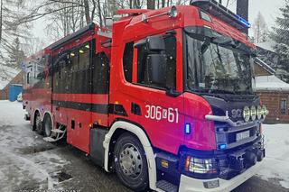 Ewakuacja uczniów ze szkoły w Małopolsce. W budynku ulotniła się drażniąca substancja