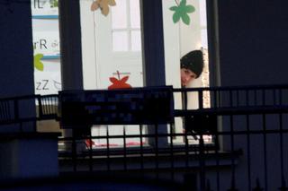 Marta Kaczyńska odbiera synka z niepublicznego przedszkola