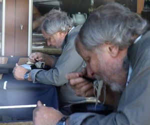 Andrzej Grabowski po zmniejszeniu żołądka wcina kluski z ramenem. Morska rybka musiała poczekać