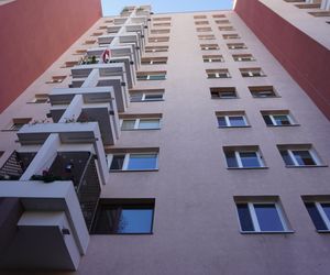 Blok przy ul. Sonaty 6 na Mokotowie, w którym żył Beksiński