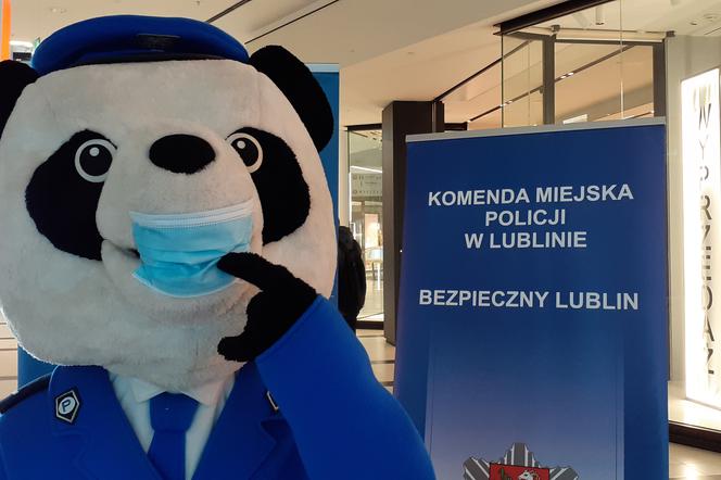 Policja i sanepid przestrzegali i informowali mieszkańców Lublina o obowiązku noszenia maseczek [GALERIA]