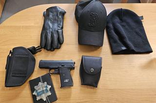 Marzyła mu się kariera polityka, skończy w więzieniu? 19-letni Klaudiusz B. udawał policjanta