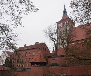 To najpiękniejszy zabytek w woj. warmińsko-mazurskim według AI. „Zachwyca strzelistą sylwetką”