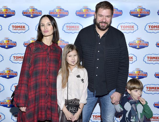 Viola Kołakowska, Tomasz Karolak z dziećmi