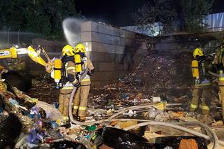 Znów pożar składowiska śmieci. Słup ognia i kłęby dymu nad Czechowicami-Dziedzicami 