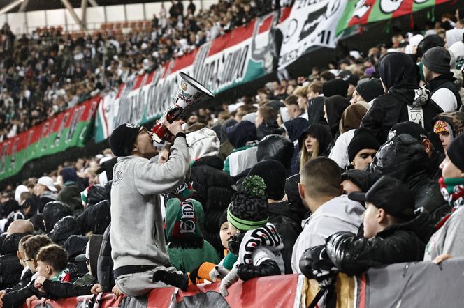 Legia Warszawa - Lech Poznań: Zdjęcia kibiców z klasyku i 13. kolejki PKO BP Ekstraklasy