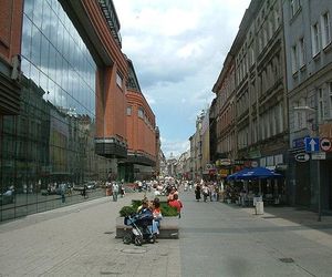 Ulica Półwiejska - 40 zgłoszeń 