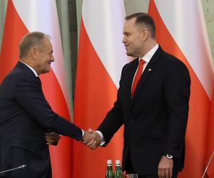 Iskrzy między Donaldem Tuskiem a Karolem Nawrockim