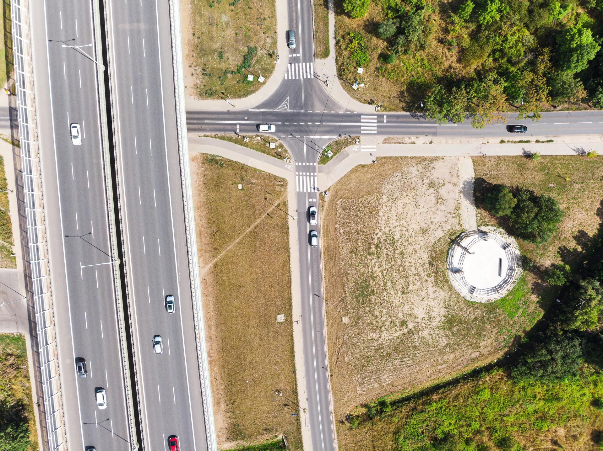 Kaplica wotywna przy Autostradowej Obwodnicy Wrocławia 1