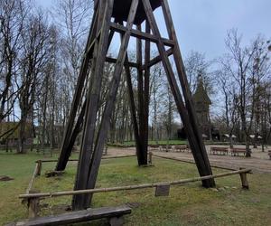 Magiczne miejsce na Mazurach warte odwiedzenia. Można poczuć się jak w dawnych czasach [ZDJĘCIA]