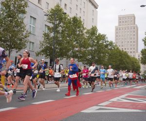 Uczestnicy Maratonu Warszawskiego 2025