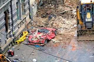 Dziennikarz i jego rodzina pod gruzami