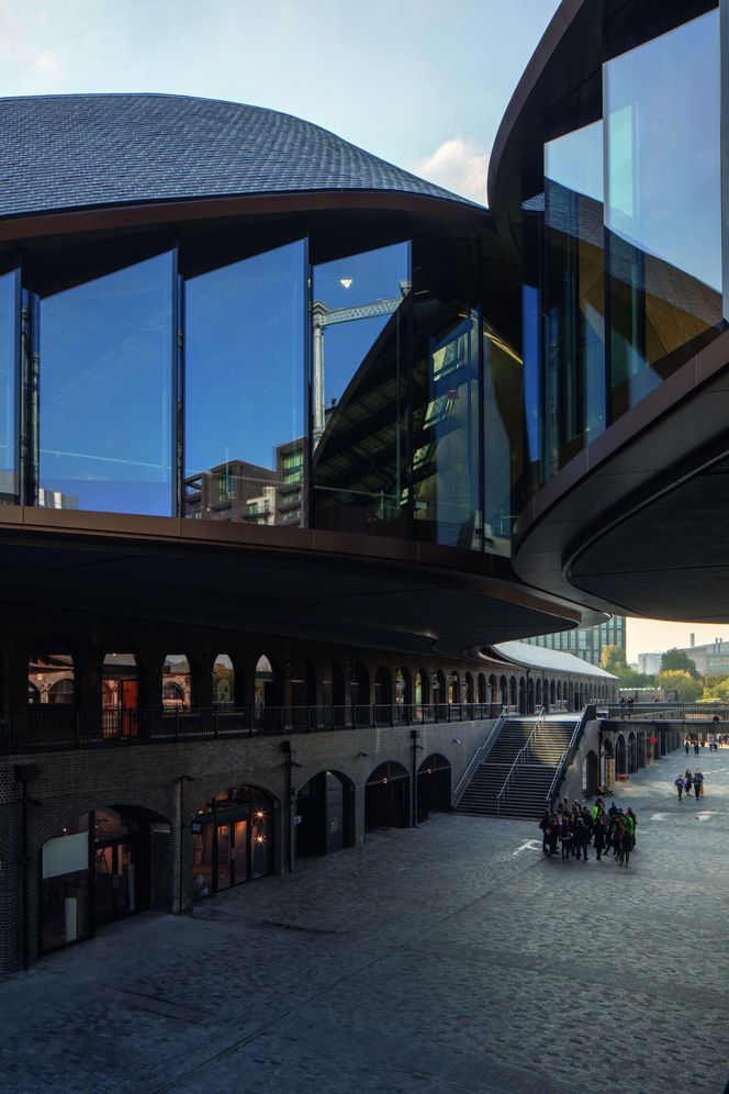 Coal Drops Yard – szklany pocałunek