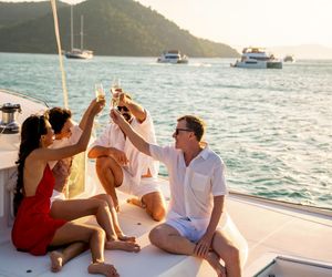 Tak zachowują się prawdziwi bogacze. Wcale nie noszą ubrań z wielkim logo. Jak naprawdę zachowują się bogate osoby?