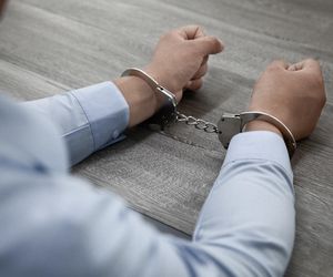 Usiłowanie podwójnego zabójstwa w Wadowicach. 24-latek rzucił się na matkę