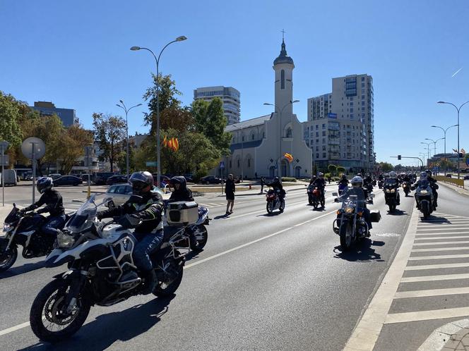 Setki motocyklistów przejechało przez centrum Białegostoku. Zobacz zdjęcia z Wielkiej Parady Motocyklowej [GALERIA]