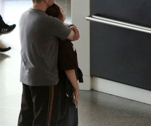 Marcin Hakiel z rodziną lecą na wakacje