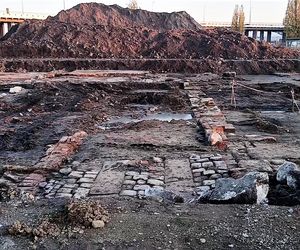 Pozostałości spichlerzy przy ul. Zbożowej