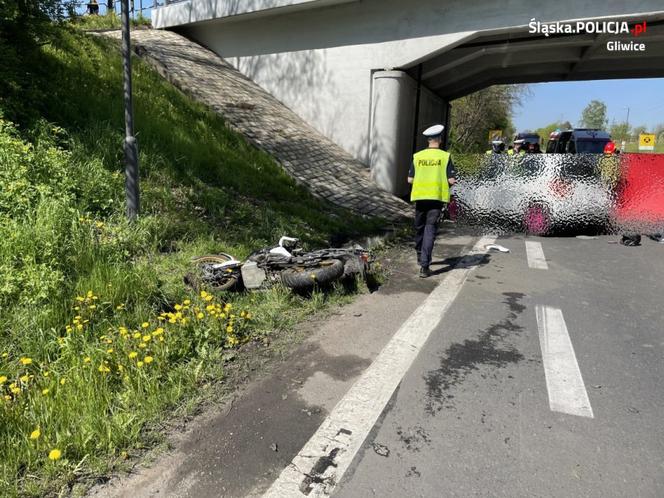 Tragedia w Gliwicach. Wypadek dwóch aut i śmierć motocyklisty