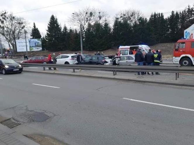 Utrudnienia na al. Zwycięstwa trwały przez kilka godzin.