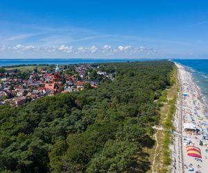 Polskie plaże z wodą jak na Costa del Sol. Bałtyk latem zmienia się tu w rajskie tropiki