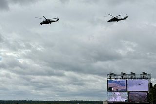 „Żelazna brama-25” w Orzyszu. Szef MON, Władysław Kosiniak-Kamysz obserwuje ćwiczenia wojskowe