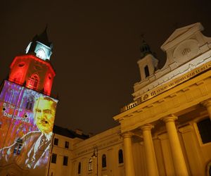 „Ojcowie Niepodległej” – wyjątkowy mapping na Wieży Trynitarskiej w Lublinie przed 11 listopada