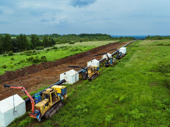 Budowa gazociągu Oświęcim - Tworzeń