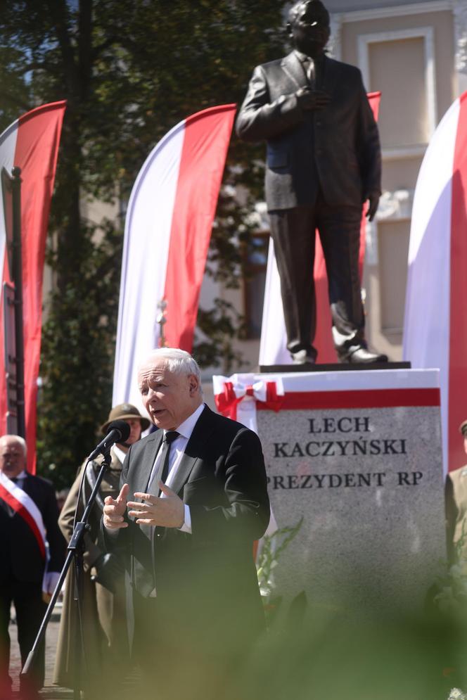 Odsłonięcie pomnika Lecha Kaczyńskiego w Tarnowie