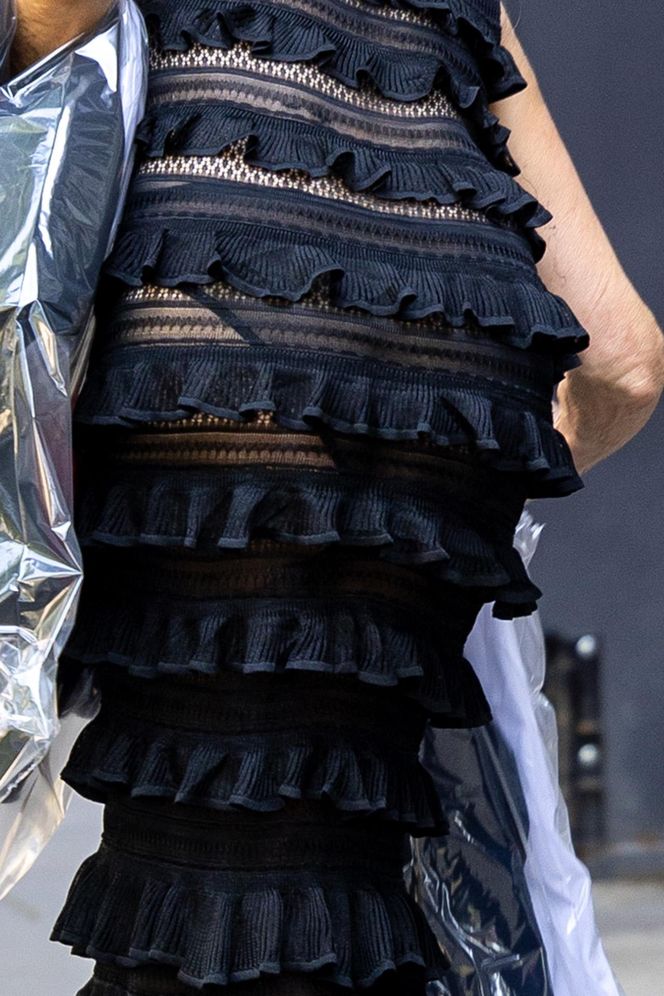 Monika Olejnik. W falbanach pogubiła pranie