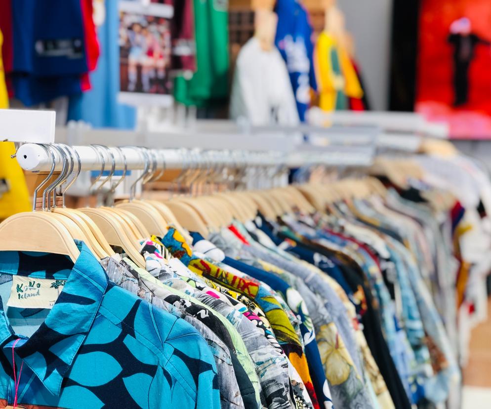Sieć sklepów odzieżowych znika z Polski. Sąd ogłosił upadłość 