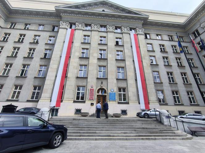 Podsłuchy w Śląskim Urzędzie Wojewódzkim w Katowicach? Wykryto podejrzane urządzenie