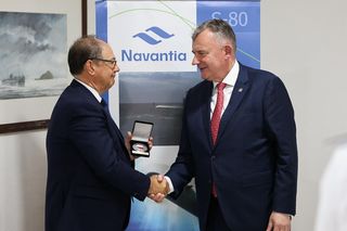 Paweł Bejda w Hiszpanii zapoznaje się z ofertą dot. okrętów podwodnych