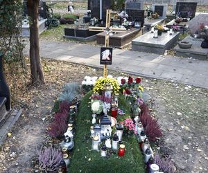 Tak wyglądają groby Zapasiewicza, Tyma, Kołaczkowskiej, Stoparczyk