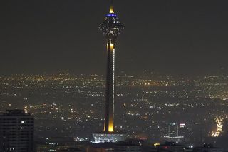 Atak odwetowy Izraela na Iran. Trzy precyzyjne serie