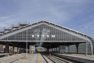 Niemal 100-letnia hala peronowa w Bytomiu przechodzi remont - zdjęcia