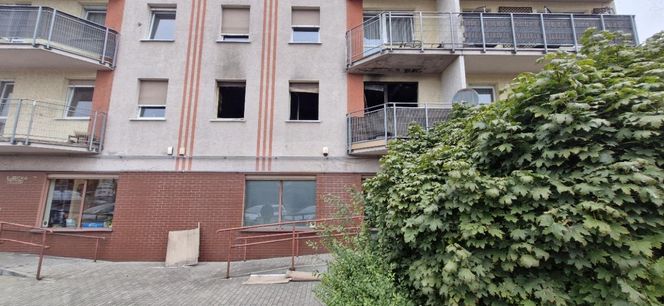 Budynek przy ul. Lubickiej po pożarze