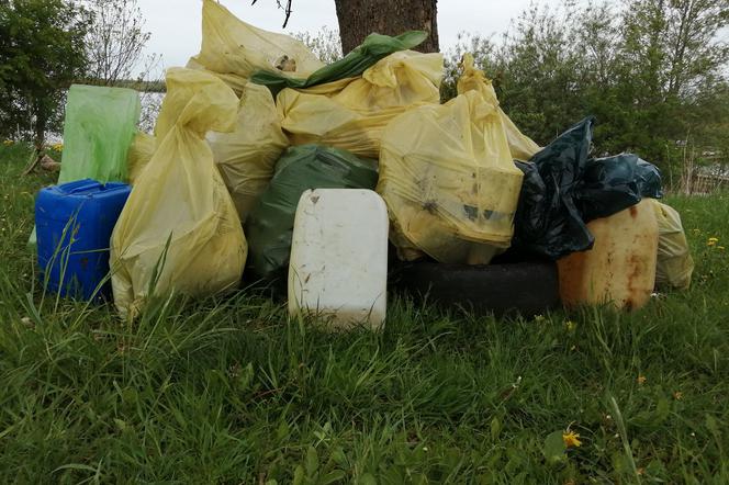 Polskie jeziora i rzeki toną w śmieciach