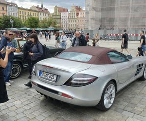 Parada zabytkowych samochodów