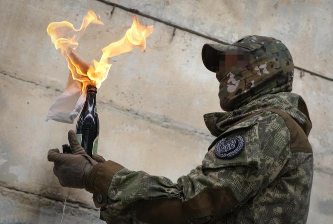 Wojna na Ukrainie - koktajle dla wroga