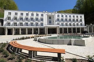 Małopolskie uzdrowisko po latach odzyskuje blask. Kuracjusze mogą już korzystać