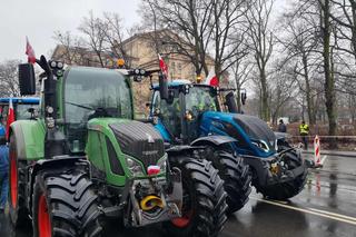 Rolnicy znów protestują w Wielkopolsce! Tym razem blokują autostradę!