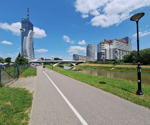 Najlepsze miejsca na letni spacer w Rzeszowie zdaniem AI 
