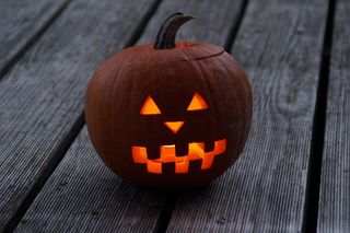 To miał być halloweenowy żart. Grupa nastolatków stanie przed sądem. Najmłodszy ma 11 lat