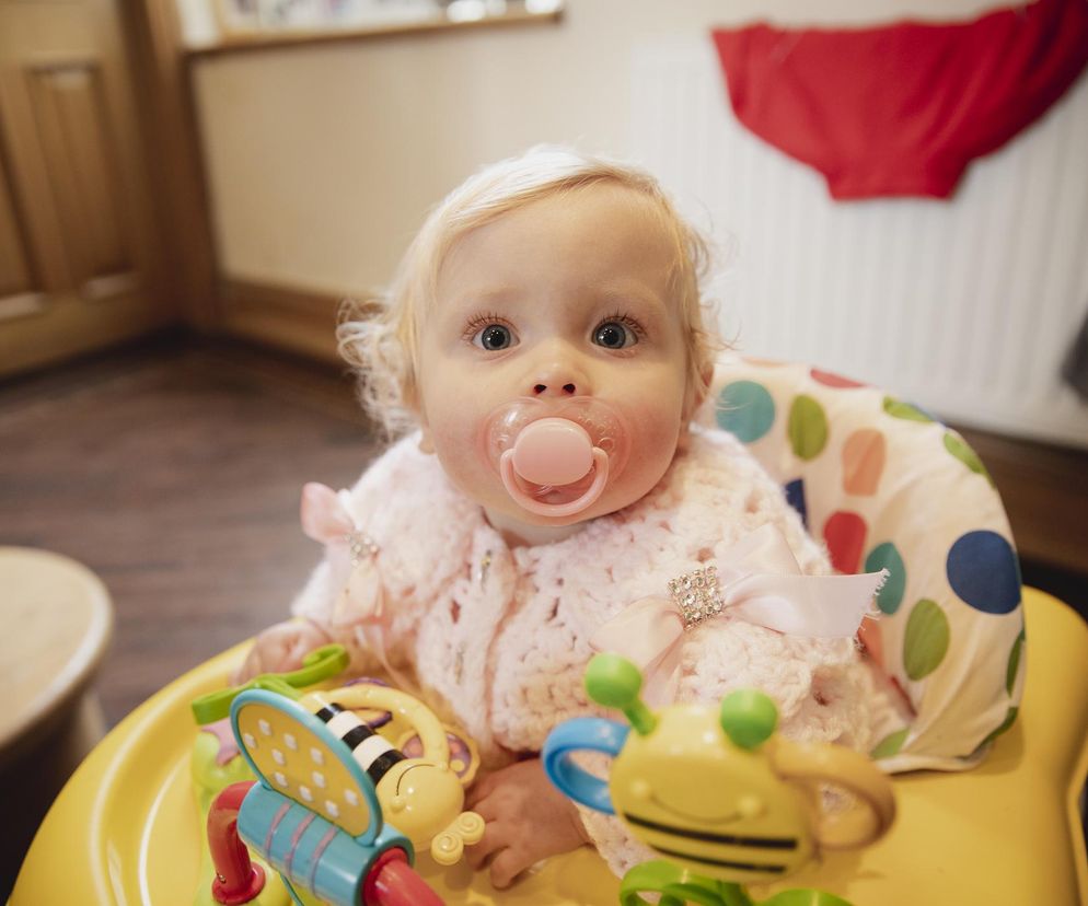Pediatra przestrzega przed chodzikami. Opóźniają rozwój