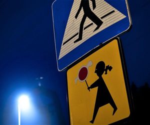 Doświetlanie przejść dla pieszych w Warszawie