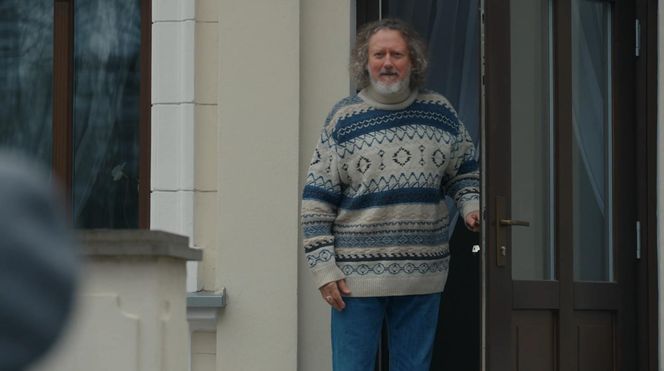 Barwy szczęścia odc. 3201. Nowy właściciel dworku (Jan Korwin Kochanowski)