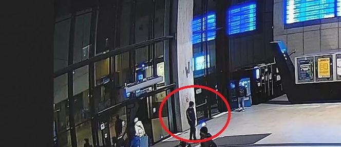 Katowice. Zadał cios nożem w centrum miasta. Policja publikuje wizerunek i prosi o pomoc