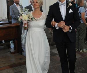 Porównaliśmy suknie ślubne córek prezydentów