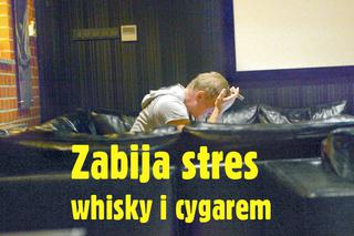 Cezary Pazura zabija stres whisky i cygarem